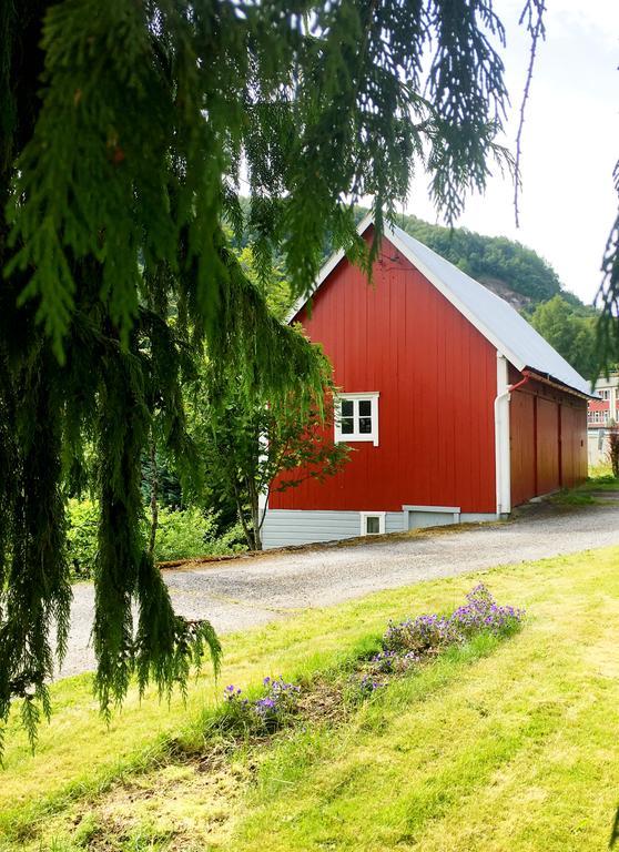 Fjord View Apartment Странда Екстериор снимка